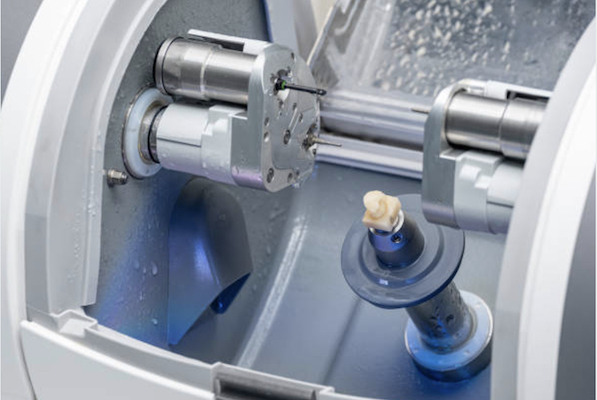 Lavorazione CNC in alluminio per uso medico